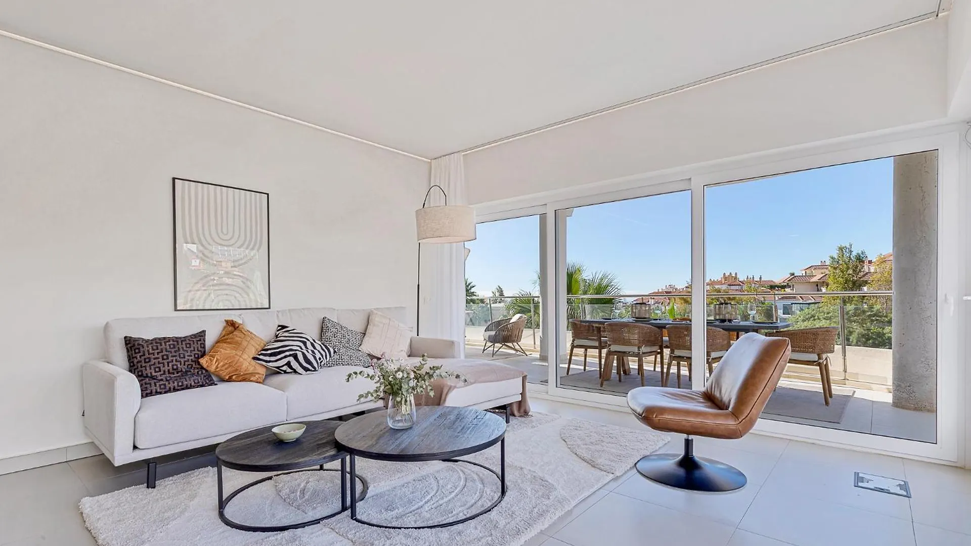Luxurious 3-Bed And 3 Bathroom Apartment - Reserva Del Higueron マラガ