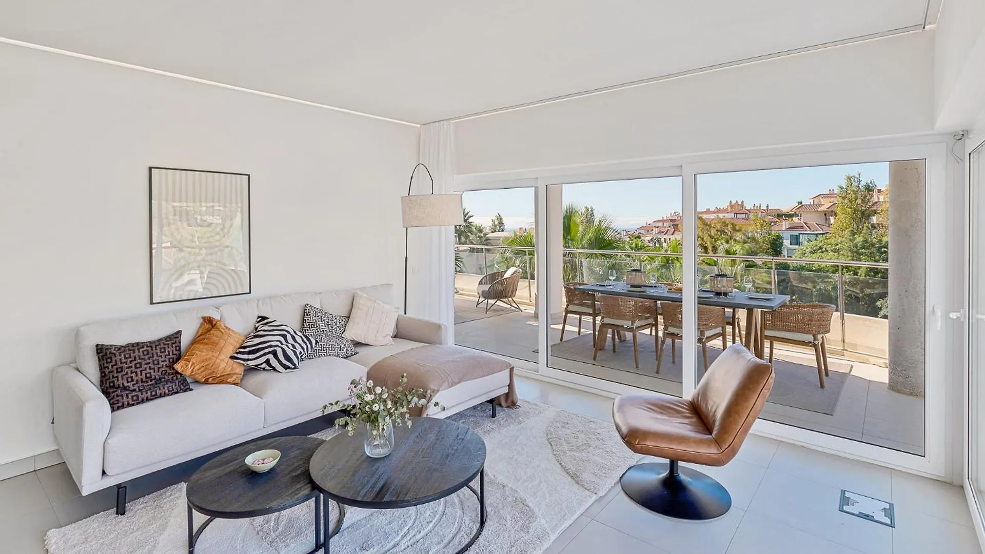 Luxurious 3-Bed And 3 Bathroom Apartment - Reserva Del Higueron マラガ