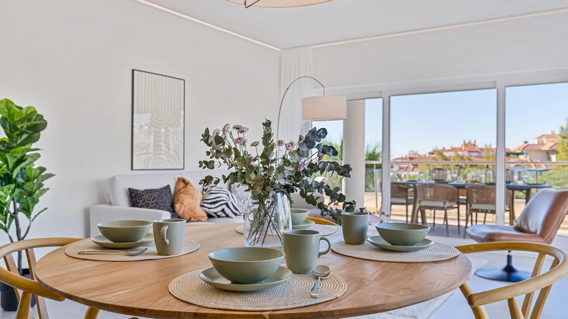 Luxurious 3-Bed And 3 Bathroom Apartment - Reserva Del Higueron Málaga 0*,  Spanien